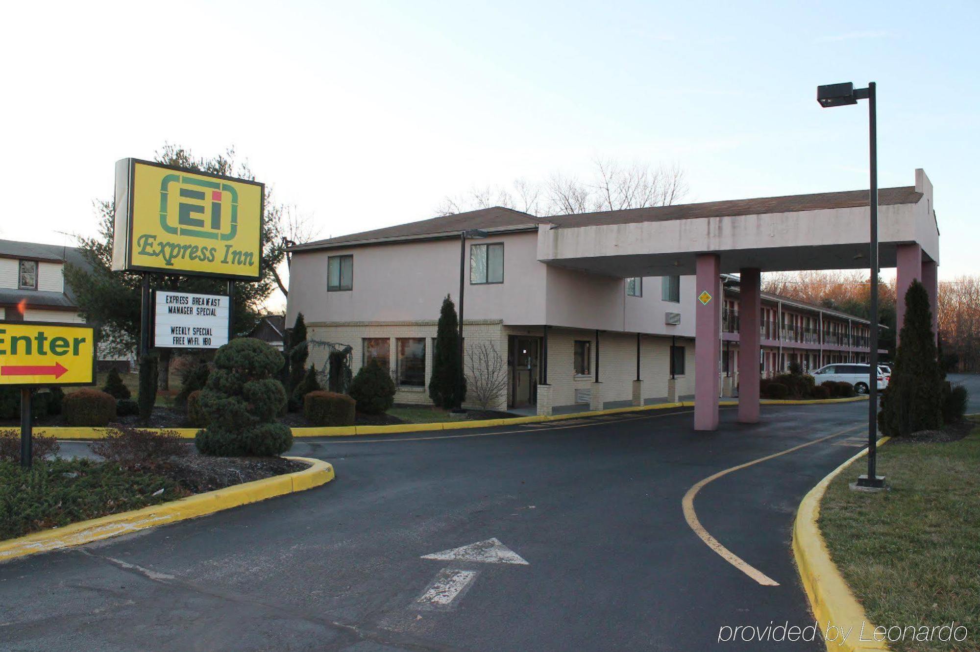 Express Inn - Wall Farmingdale Buitenkant foto
